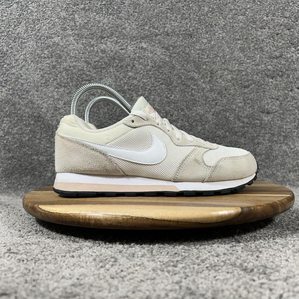 Nike MD Runner 2 749869-011 Women's Sz 7 Phantom Light Cream Athletic Shoes Used